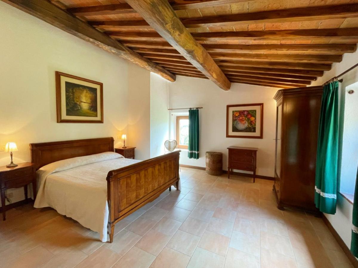 הוילה סרטאנו Borgo Poggio Bianco חדר תמונה