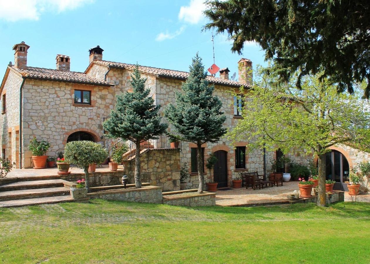 הוילה סרטאנו Borgo Poggio Bianco מראה חיצוני תמונה